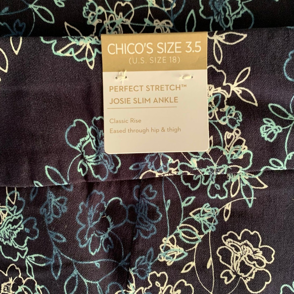 Chico's Pants NWT Size 3.5 (18) Perfect Stretch Josie Midnight Floral Hem Slit - Picture 4 of 10